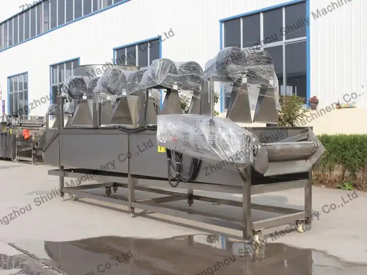 Hệ thống niêm phong nhiệt thực hiện cả niêm phong theo chiều dọc và chiều ngang.