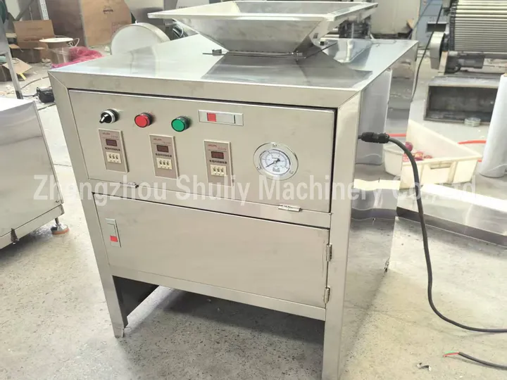 Onion Peeling Machine | Vertical-Type Onion Peeler 1 Industrial Onion Peeling Machine