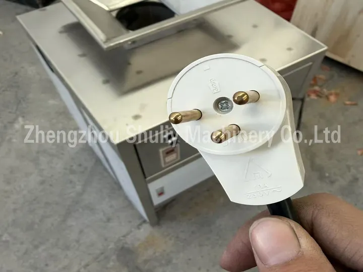 Onion Peeling Machine | Vertical-Type Onion Peeler 6 Onion Peeler Machine Plug